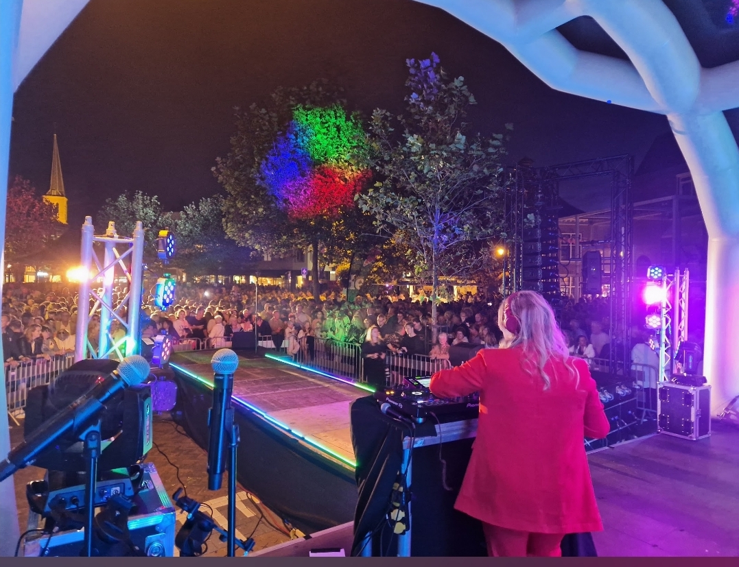 hire a dj for your event